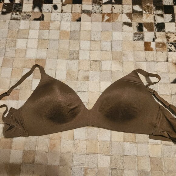 SKIMS Bra - Picture 3 of 4